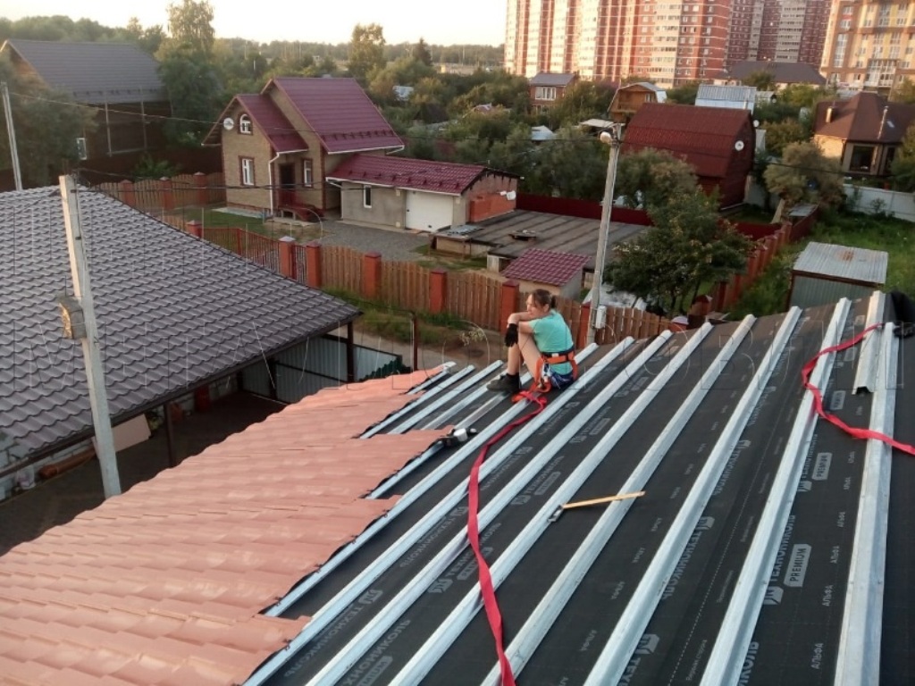 Металлочерепица Геркулес 8004 терракотовый Стальной Бархат от Центра Металлокровли в Калуге